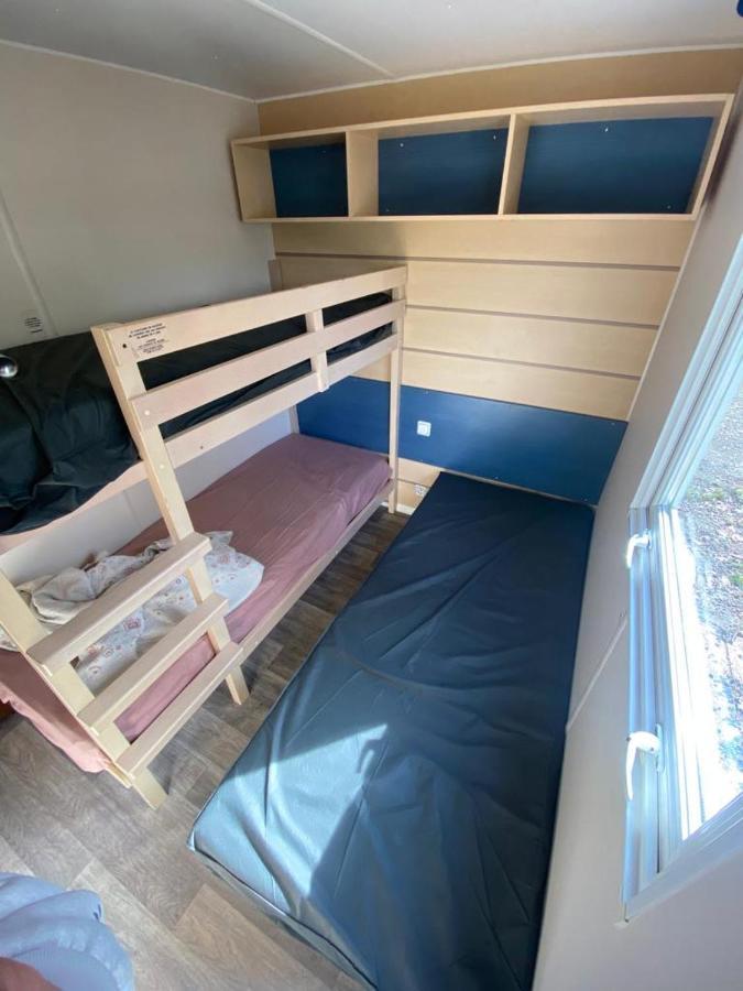 Mobil-Home Au Parc Des Roches Saint-Chéron Exteriér fotografie