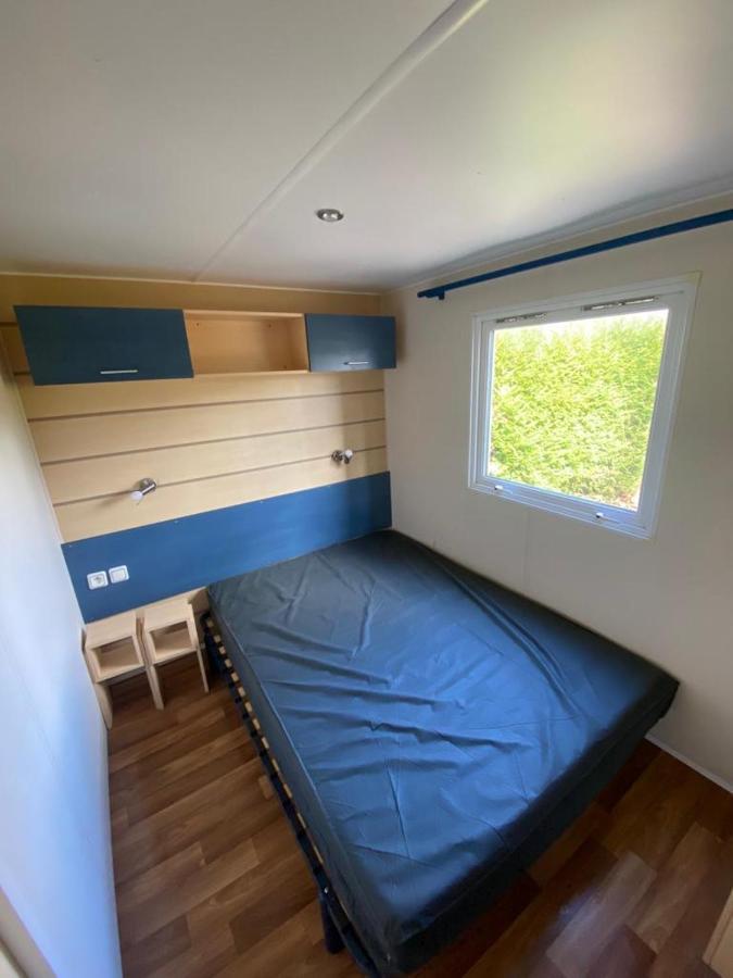 Mobil-Home Au Parc Des Roches Saint-Chéron Exteriér fotografie